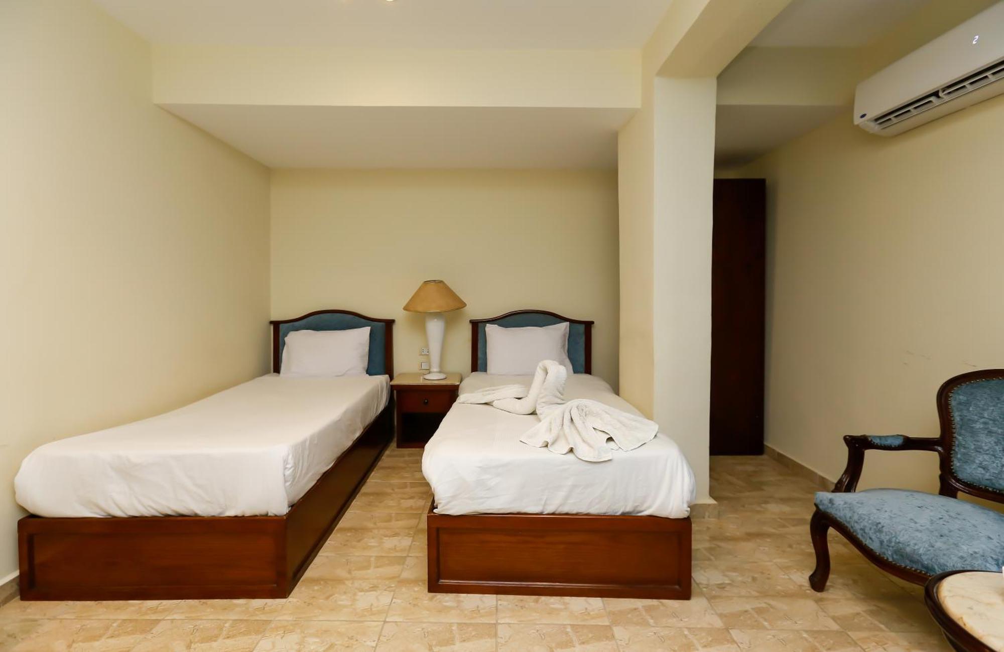 Pyramids Glory Inn Kafret el-Gabal Exterior foto